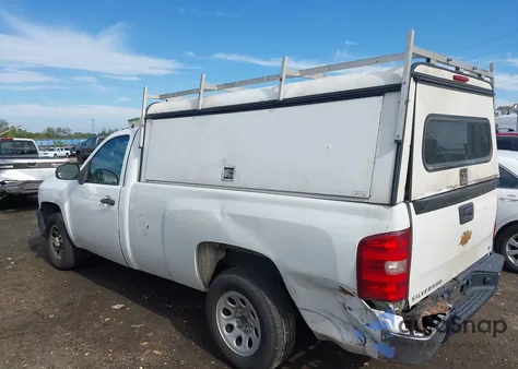 2008 Chevrolet Silverado 1500 Work Truck z USA, uszkodzony, nr VIN 1GCEC14X18Z104269